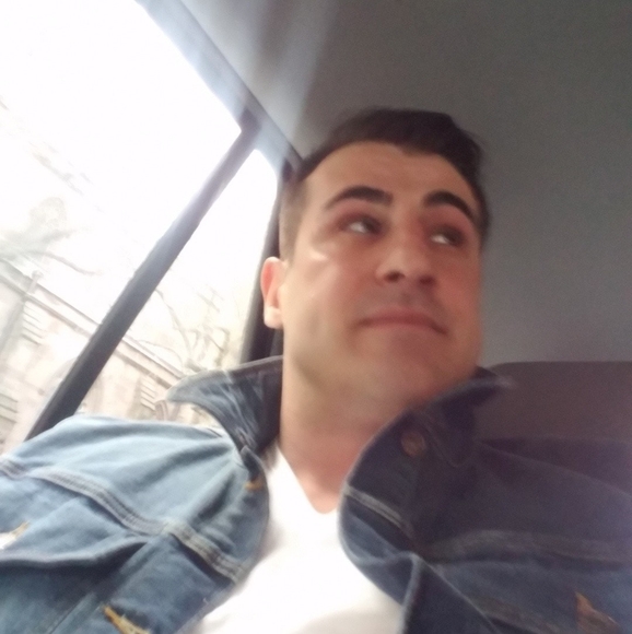 Meet your Posher, Sebastian - Picture 1 of 1